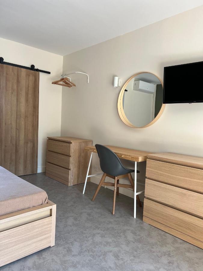 Sérignan "Le Marina" Maison & Appartements Proche De La Mer Avec Piscine מראה חיצוני תמונה